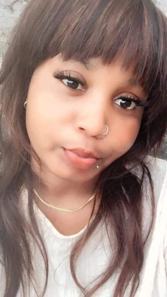 Adriyana🇨🇩