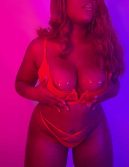 Squirting Angel🇸🇳