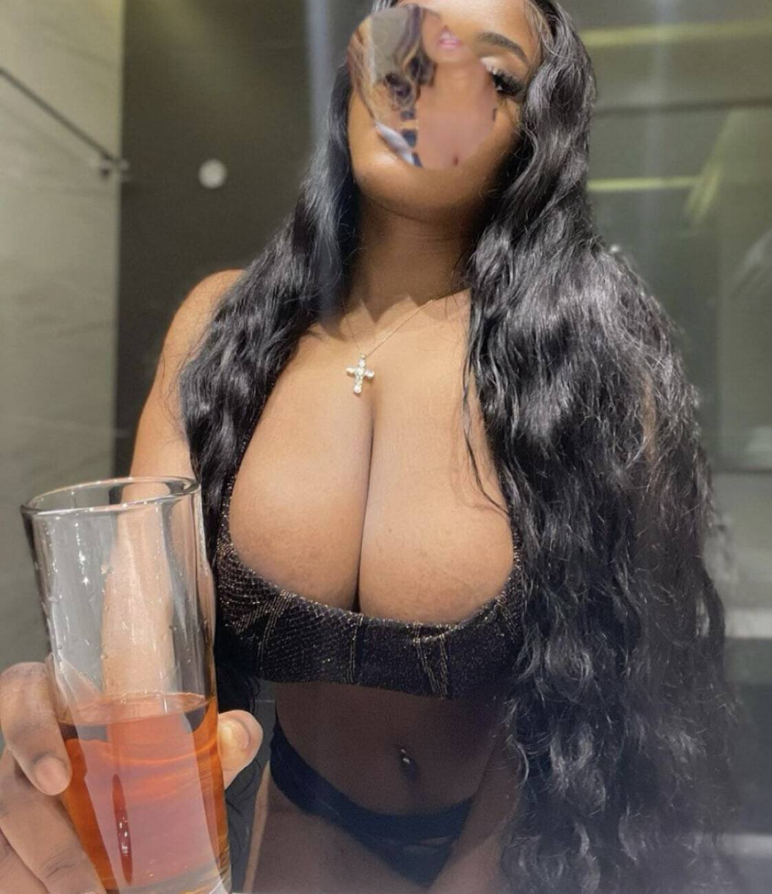 Brenda🇳🇬