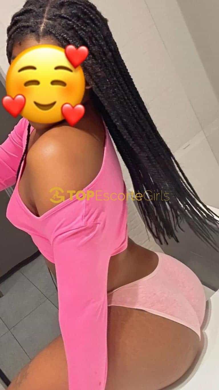 Priscilla🇬🇭