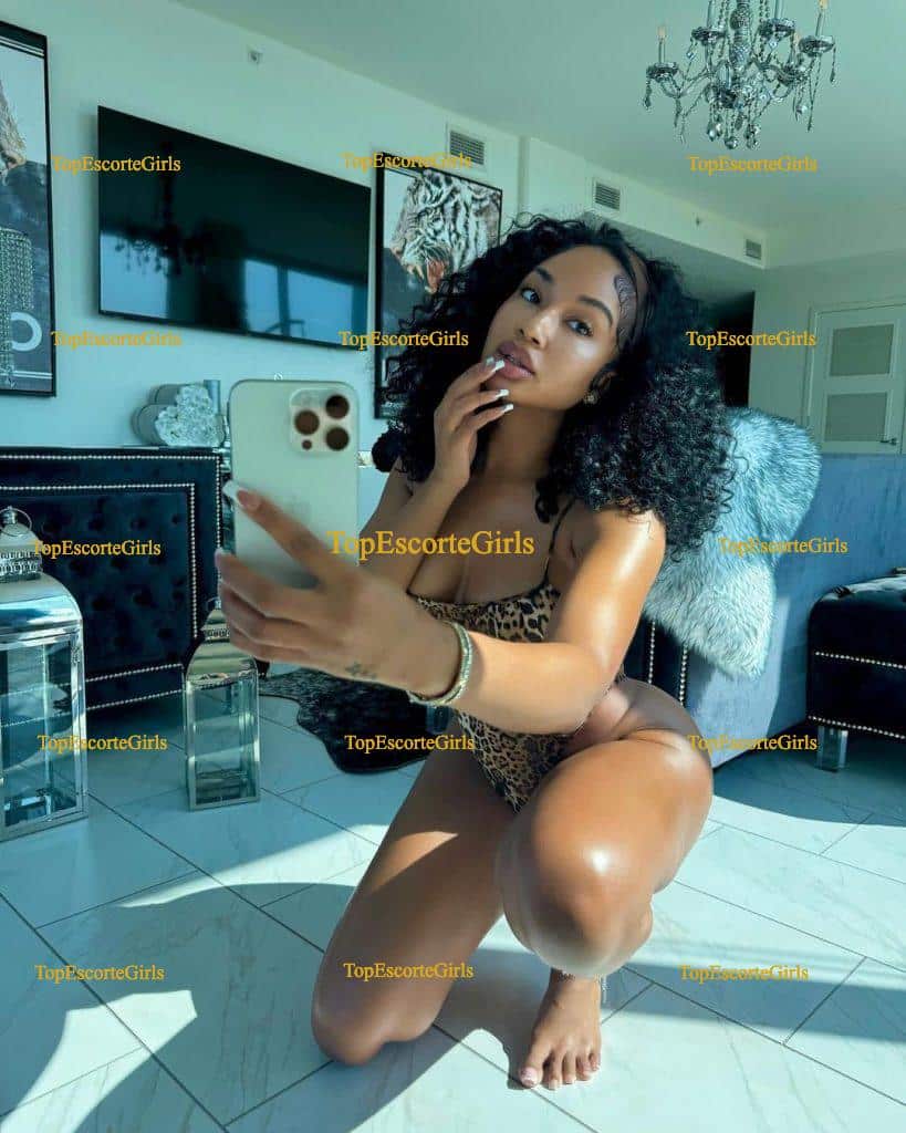Nadia K🇸🇳