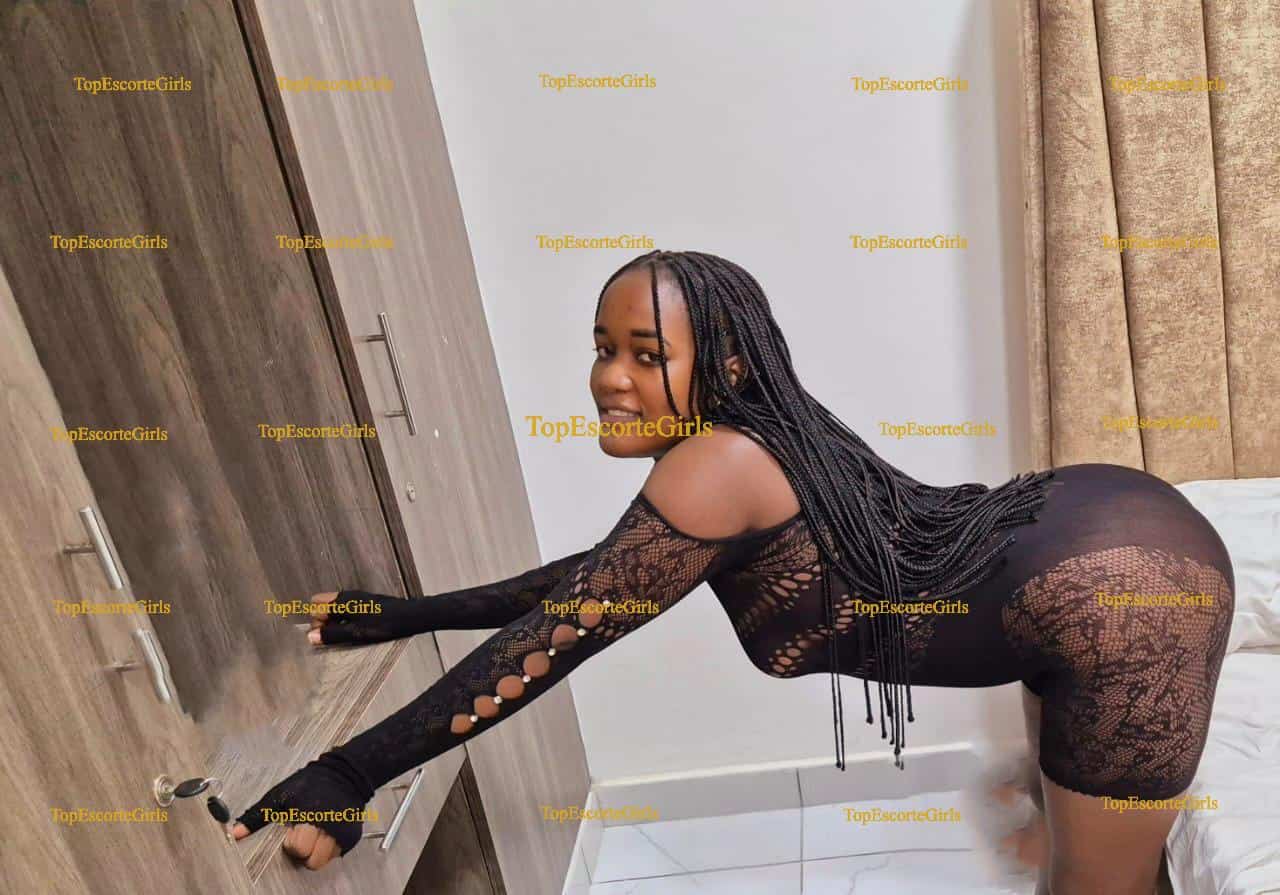 Sexy Wet🇸🇳
