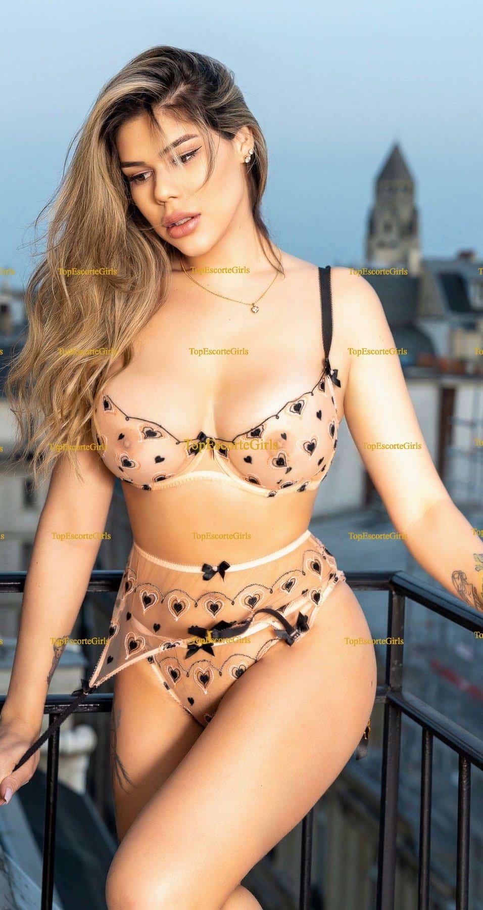 JULIANNA 🇫🇷