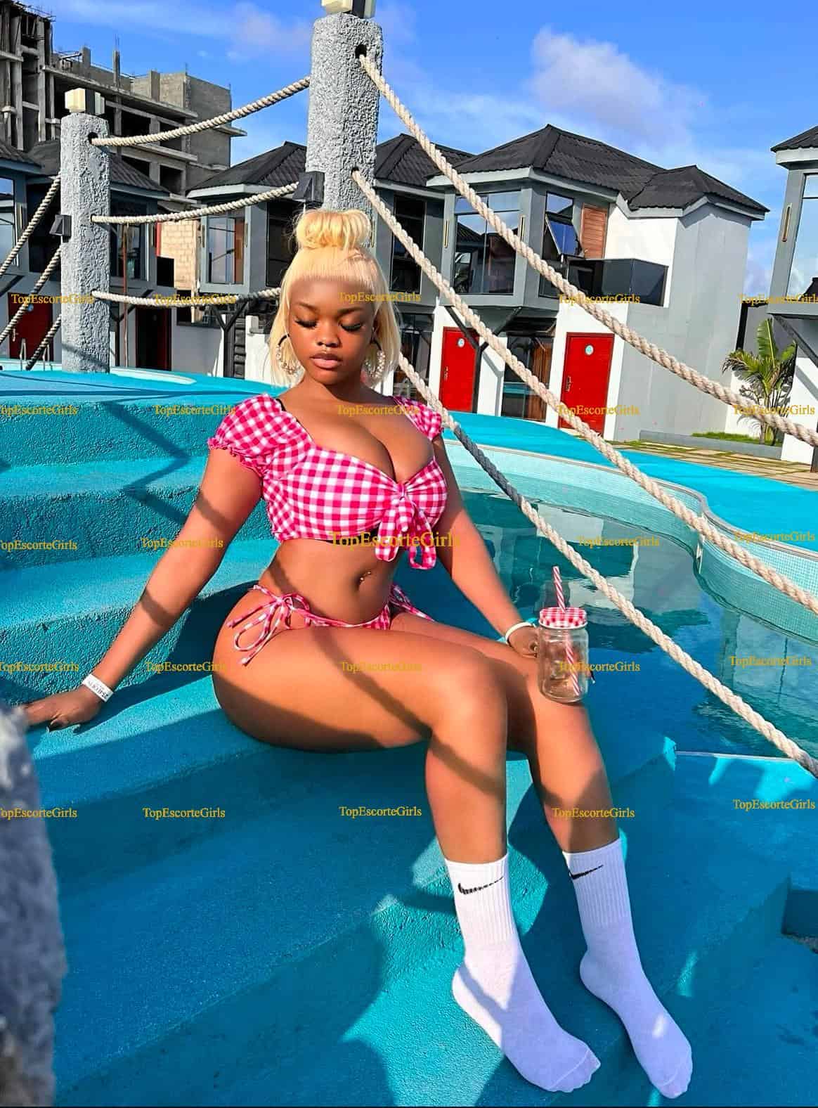 Amanda🇸🇳