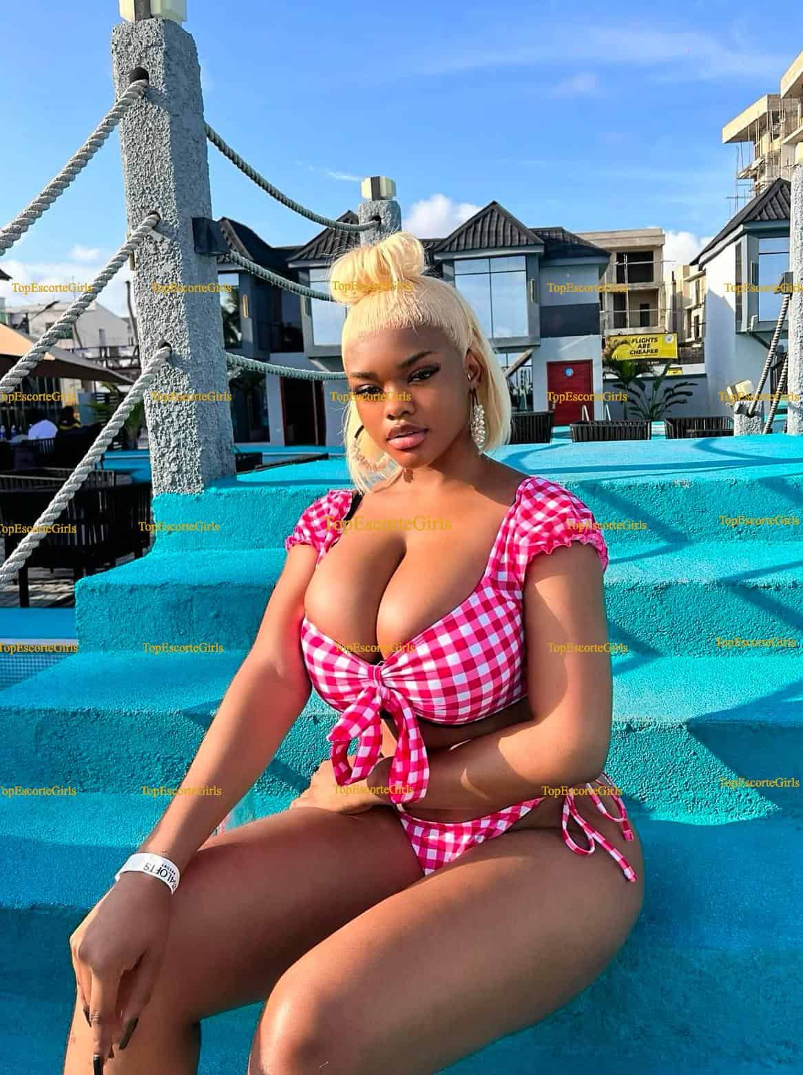 Amanda🇸🇳
