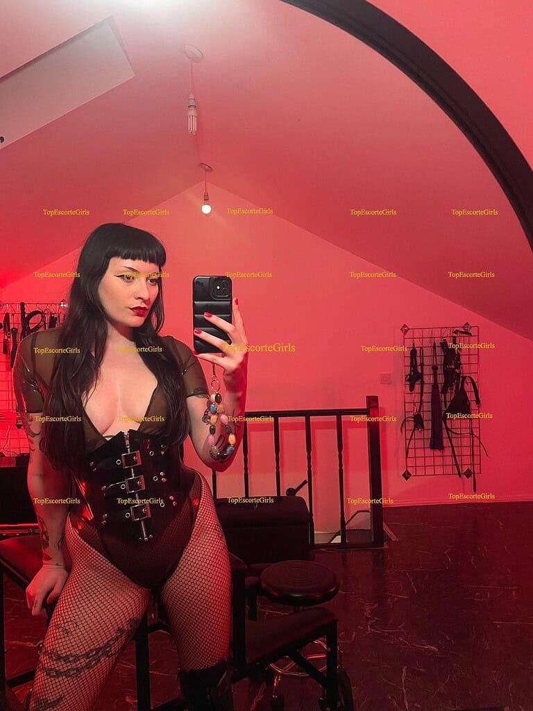 Goddess May🇧🇪
