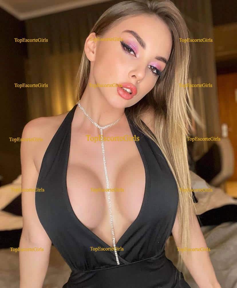 Polina 🇦🇪