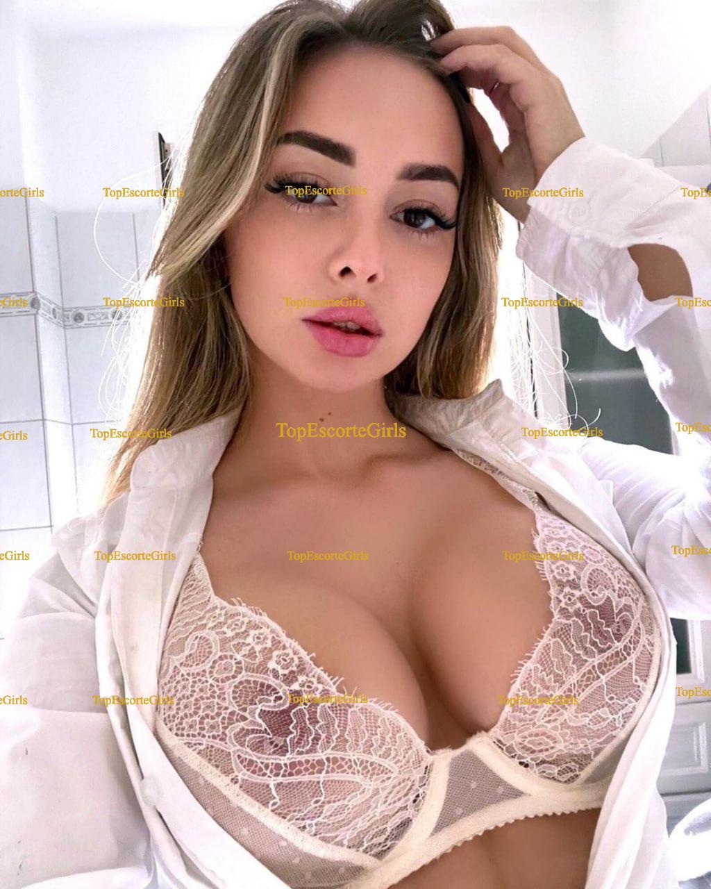Polina 🇦🇪