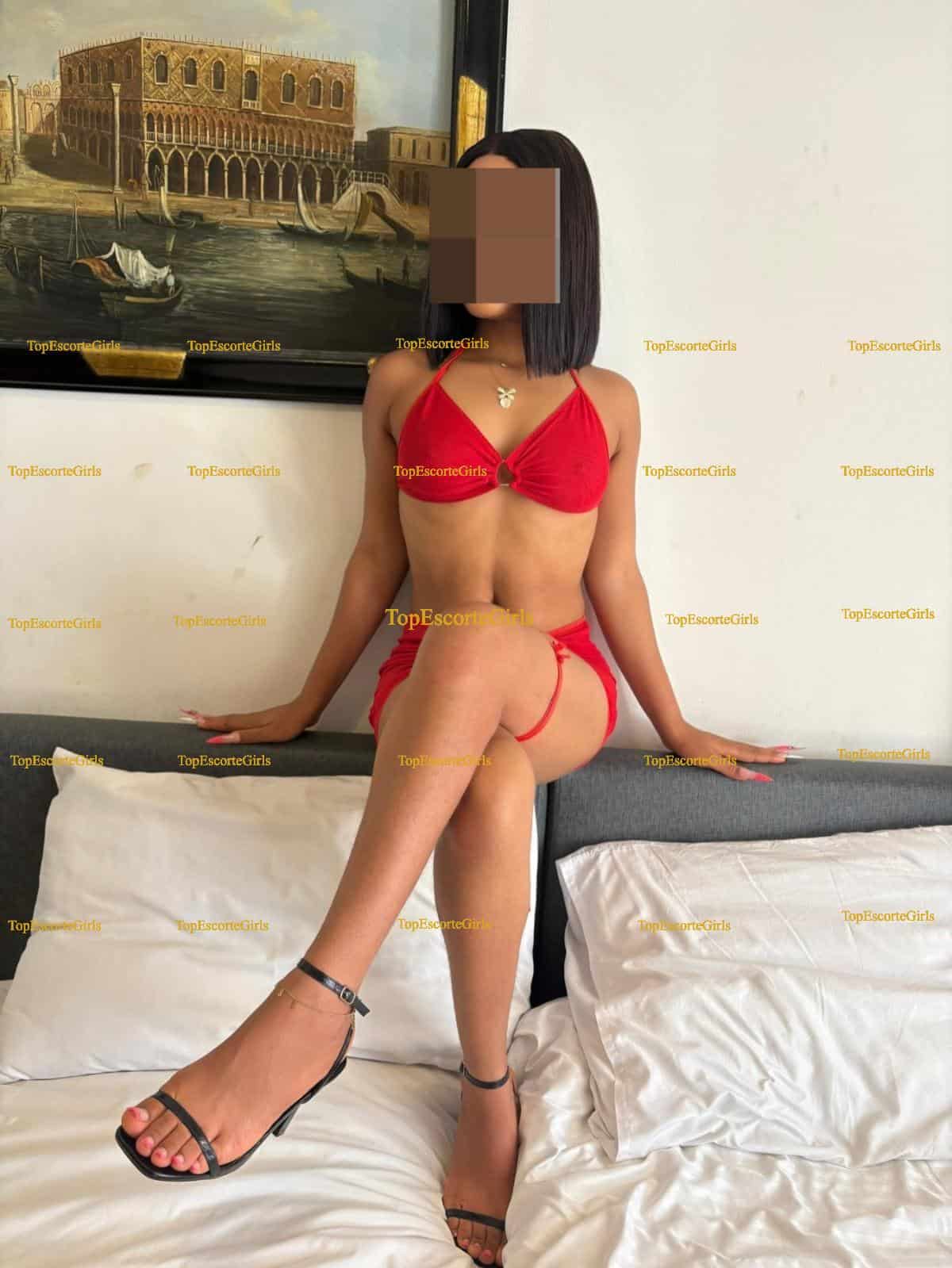 Laura🇲🇦
