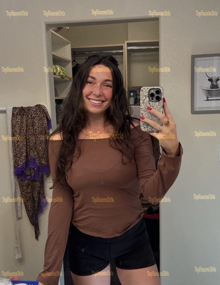 Leila🇫🇷