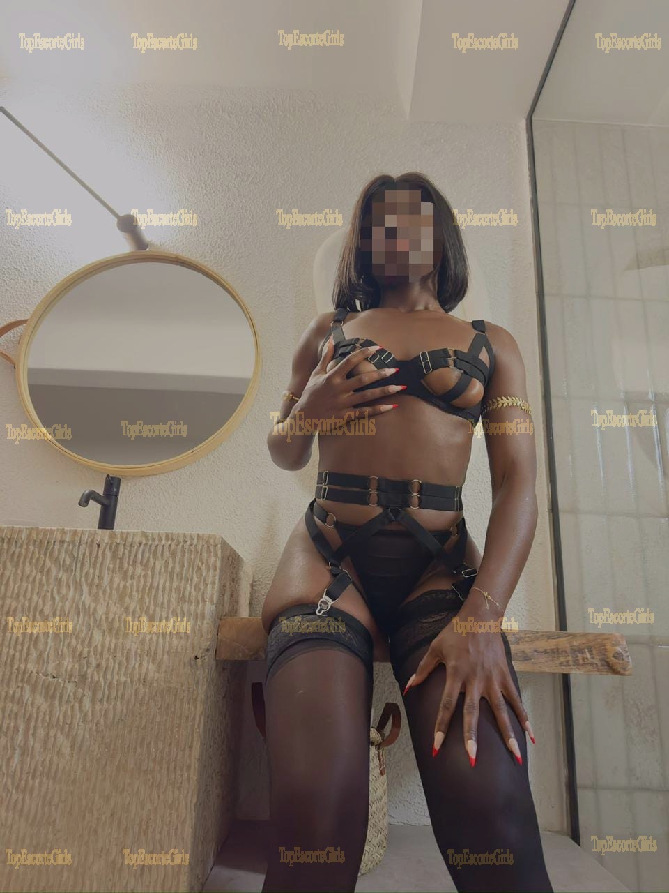 Olivia🇲🇦