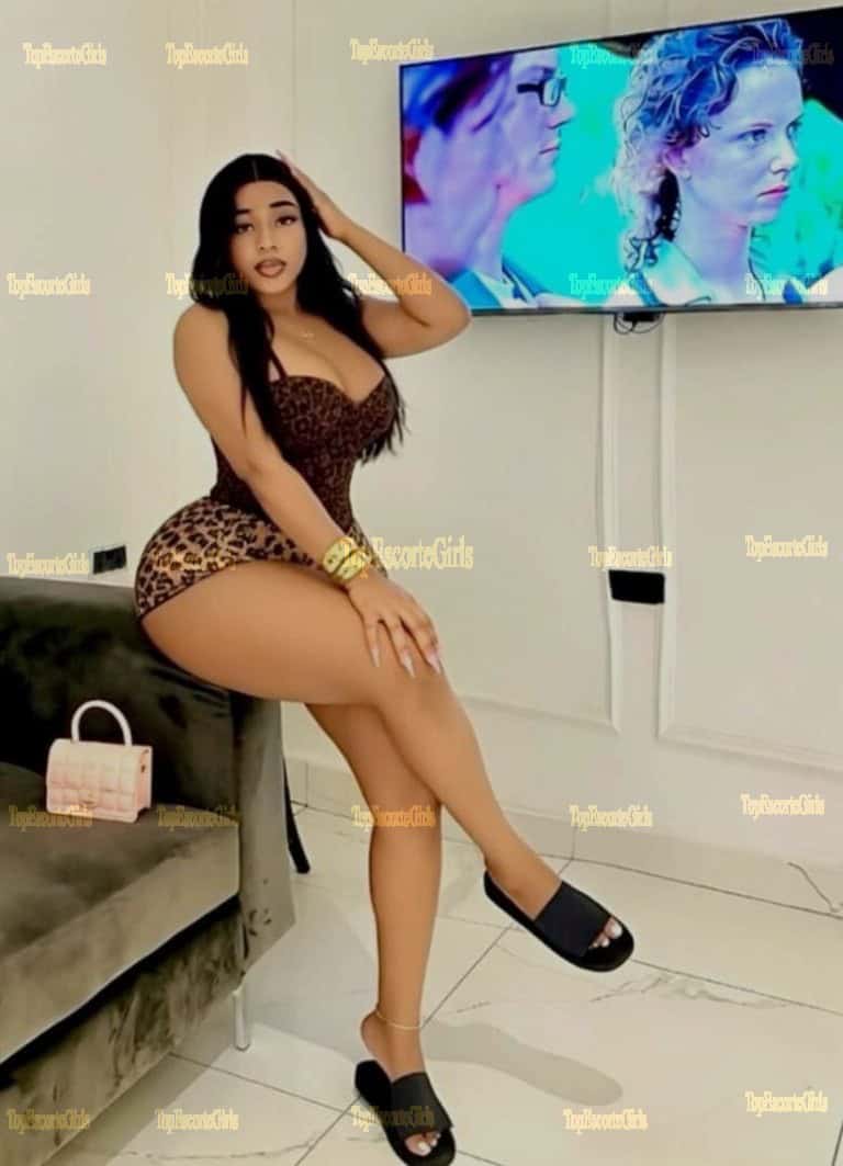 Mira🇨🇮 photo 1