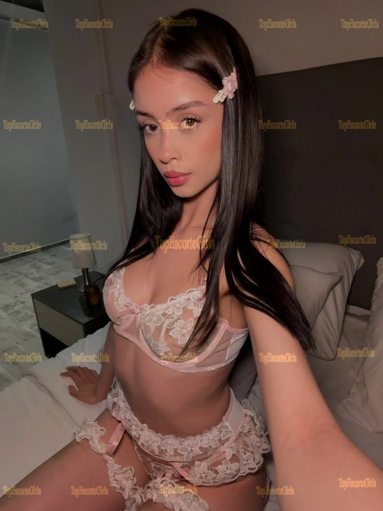 Kiara🇦🇱